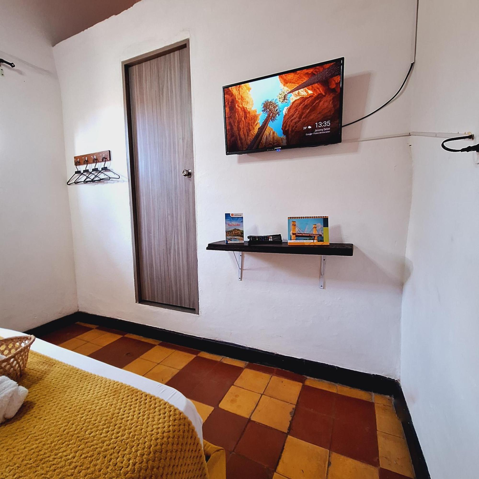 Hostal Colombian Gold San Gil Eksteriør billede