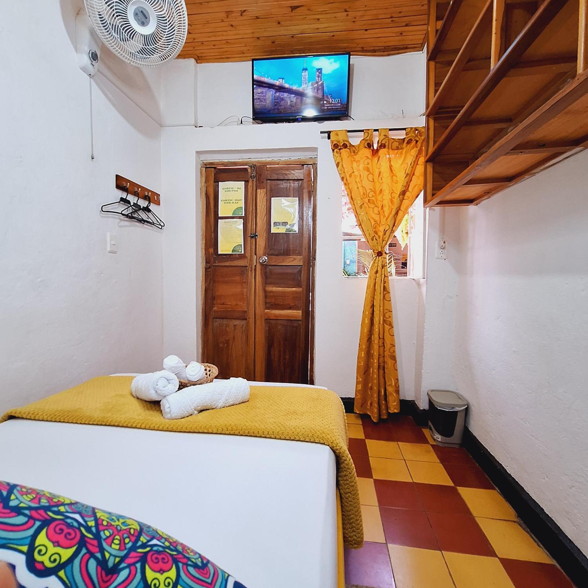 Hostal Colombian Gold San Gil Eksteriør billede